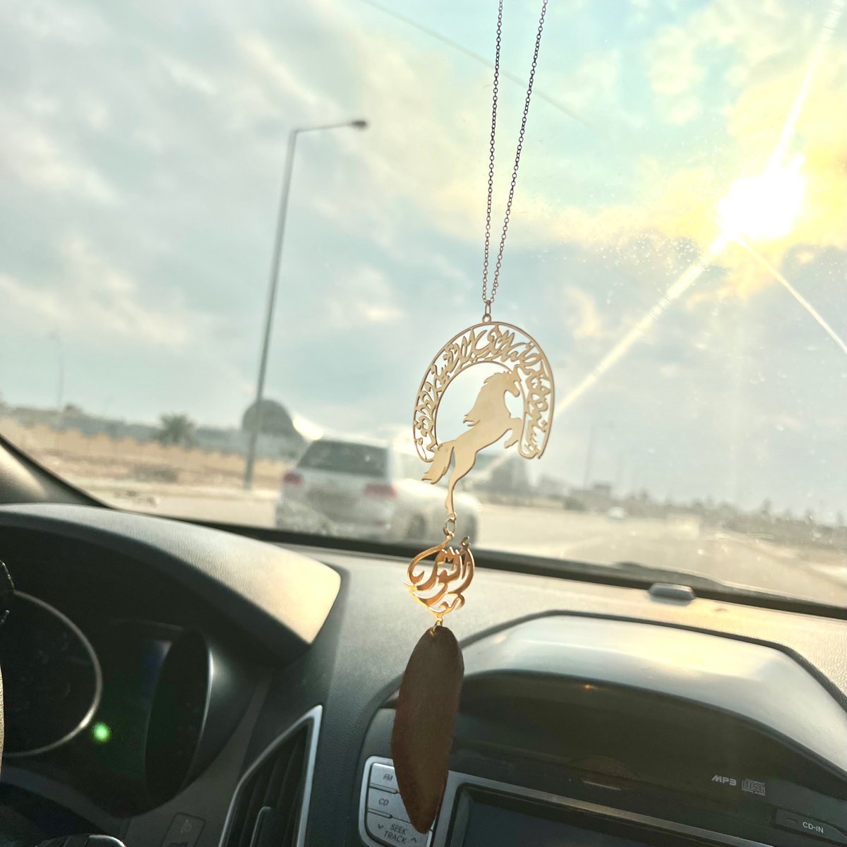 تعليقه سياره مع كسره العود