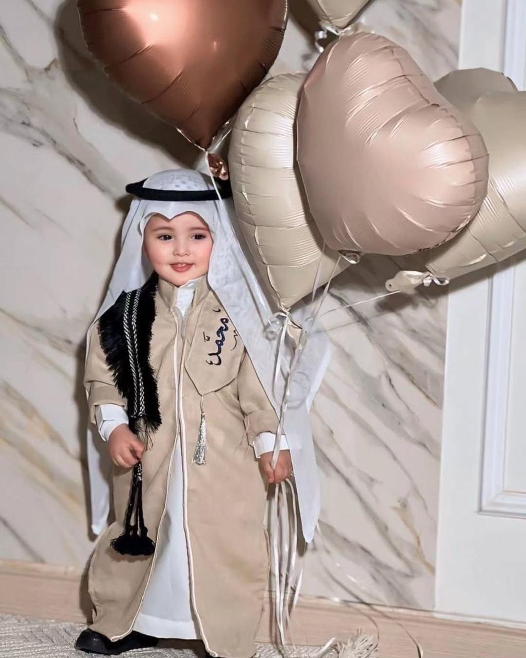 لوك بوك سيلورا